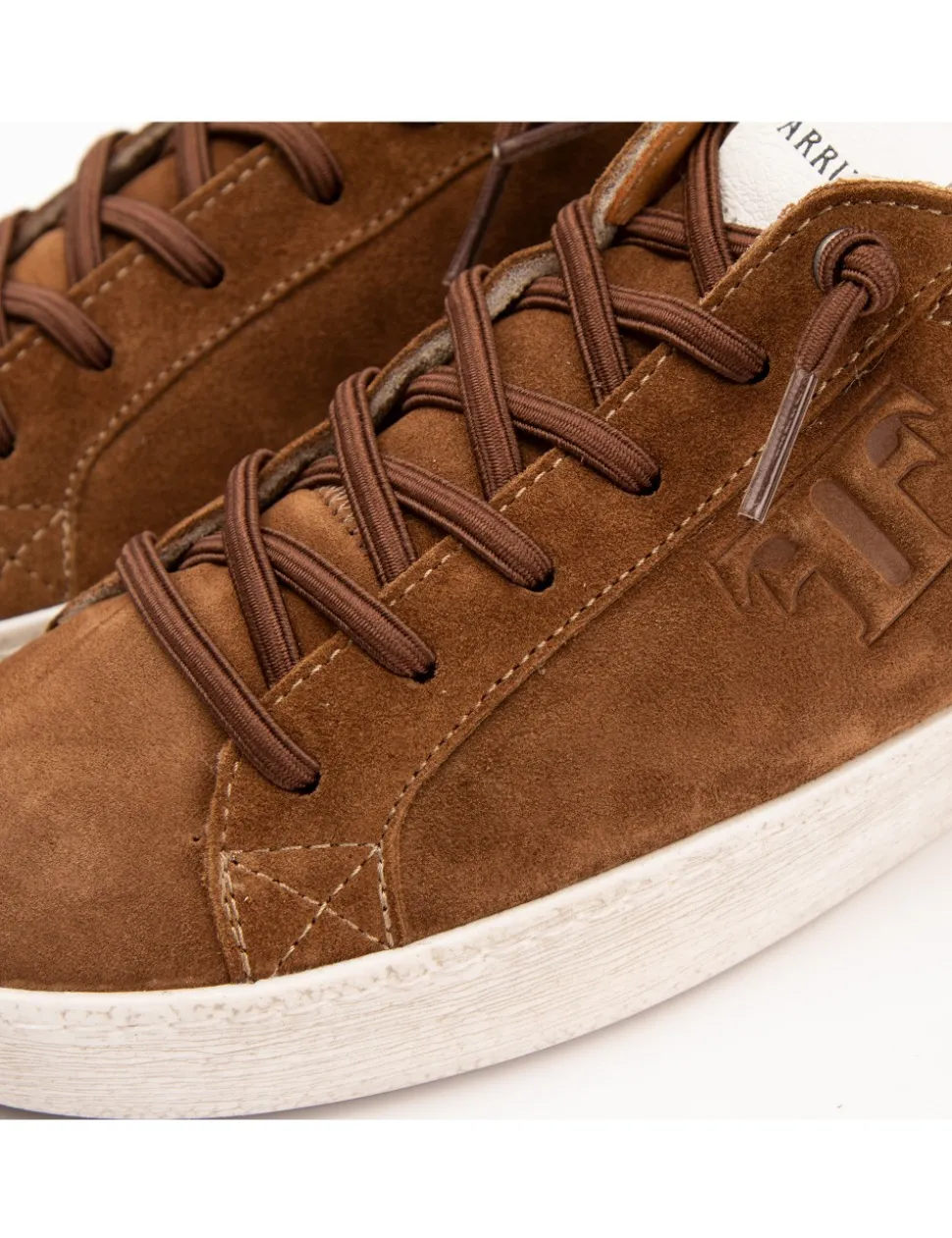 BUZZ Velour cuero